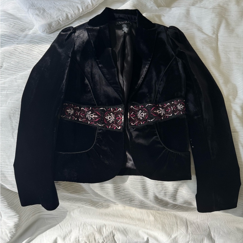 Laundry By Shelli Segal Black Velvet Blazer with Embroidery